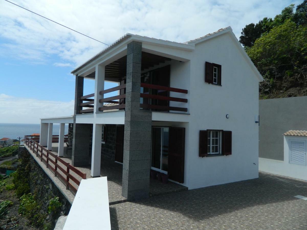 Adega Ninho Da Cagarra Villa Calheta de Nesquim Exterior photo